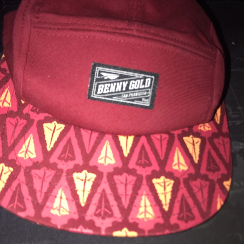 Benny gold hat